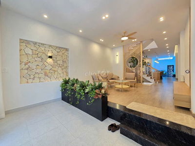 Bán nhà 3 tầng Nguyễn Đông Chi, Hoà Cường sát Lê Thanh Nghị 81m2 7tyx