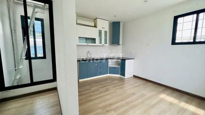 nhà ngõ 180 hoàng quốc việt 55m x6T ô tô tránh
