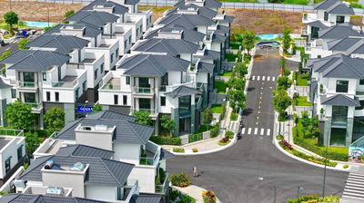 Mở bán biệt thự đơn lập Gladia Quận 2 với 3 mặt sông hiếm có giữa lòng Sài Gòn. LH: 0975 467 ***