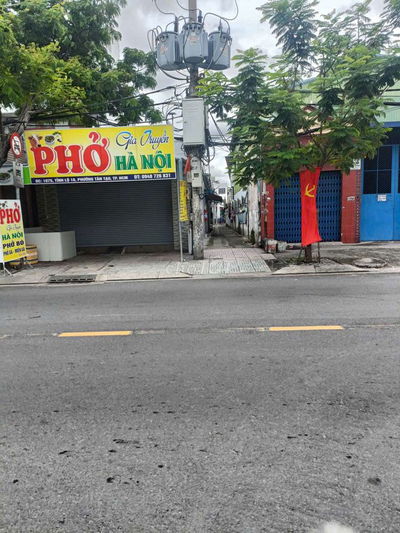 Mặt bằng mặt tiền đường tỉnh lộ 10 Phường Tân Tạo