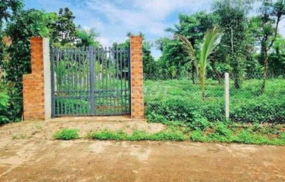 Chính chủ bán vườn 2500m2 có nhà cấp 4 ngay UBND Tân Hiệp - Bình Dương