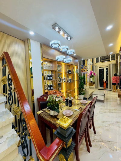HXH 10M RA MẶT TIỀN, nhà mới đẹp 32m2, SHR công chứng ngay