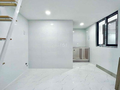 ☎️ Nhượng lại phòng Studio cửa sổ trời - Nội thất cơ bản - Gần BXE Q8