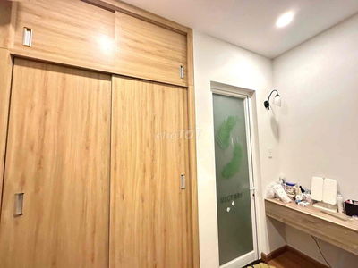 Định cư nước ngoài nên cần bán lại Căn hộ Mới, nội thất đầy đủ.LH xem