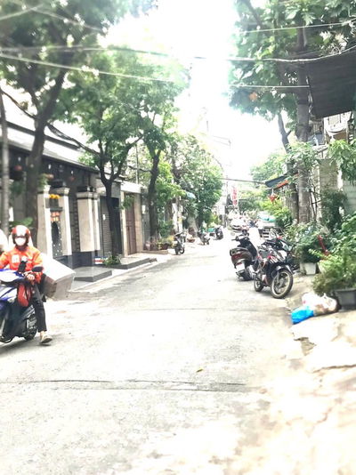 Cần bán nhà hẻm xe tải quay đẩu đường Phan Sào Nam quận tân Bình