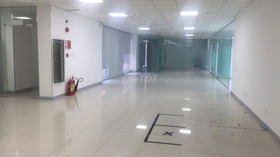 Cho thuê mặt bằng tầng trệt 380m2. Chung cư Tây Nam/Quân Khu 7 - Q.12