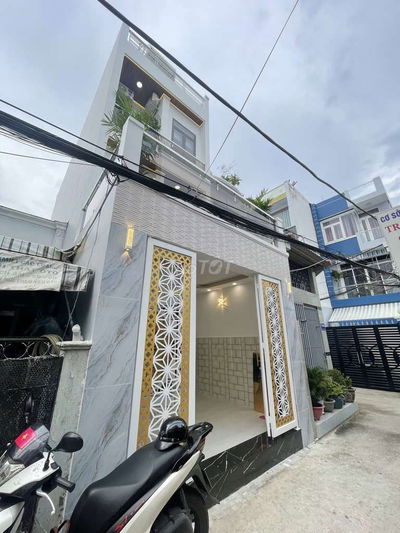 Nhà mới 61m2, 3 tầng, Huỳnh Tấn Phát, Quận 7, Sổ hoàn công,giá 6.8 tỷ