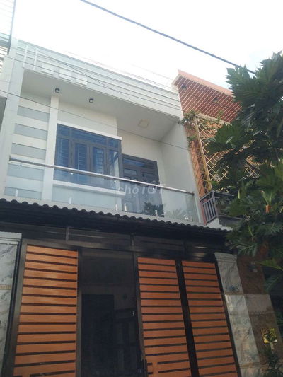 Nhà một lầu một trệt gồm 3 phòng ngủ tại khu dân cư Bình Chuẩn
