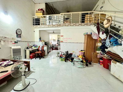 NHÀ MÊ LỮNG K43 PHÓ ĐỨC CHÍNH
- KIỆT TRƯỚC NHÀ 2,5m
- DIỆN TÍCH 80m