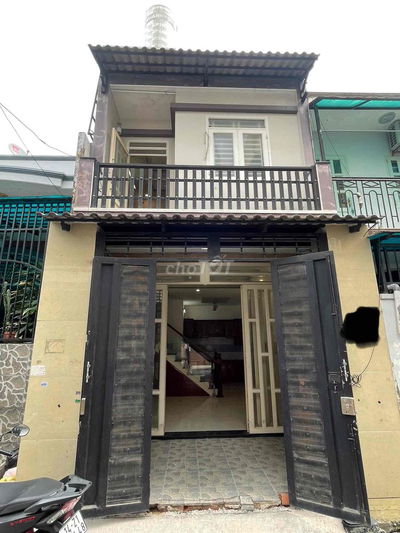 HẺM 4m THÔNG CÔNG VIÊN NGUYỄN THẾ TRUYỆN_4x10m_ĐÚC 2 TẤM KIÊN CỐ_2PN