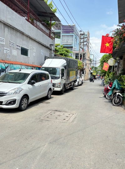 Hẻm nhựa 8m - 4 Tầng - 65m2 (5x13) - Bùi Đình Túy - chỉ 7,5 tỷ