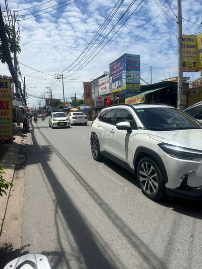 Bán nhà MT Trần Văn Mười DT 10x30m Giá 18.868 Tỷ Xã X_T_Thượng