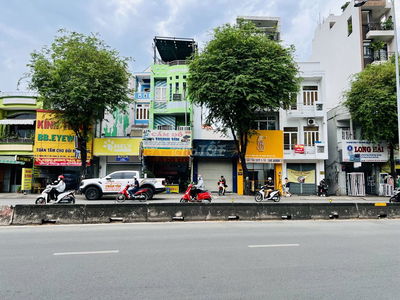 Nhà MTKD Gần ĐH Công Thương Đường 30m Lê Trọng Tấn 4x20 Giá Tốt 15 Tỷ