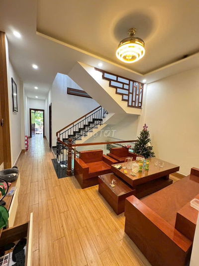 Nhà 3 tầng LÊ VĂN HIẾN, gần bệnh viện 600 GIƯỜNG Đà Nẵng