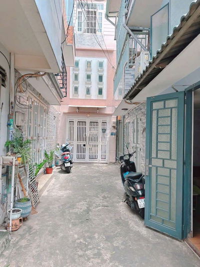 Nhà đẹp Bình Thạnh giáp quận 1