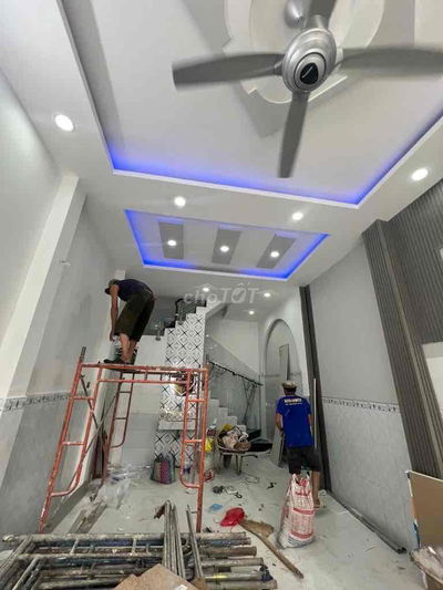 BÁN NHÀ ĐẸP 1/ SÁT MT LÊ VĂN QUỚI 4x10m HXH 5M 2TẦNG 2PN SHR