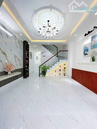 bán căn đang cho thuê 20tr/ tháng ngay Phan Văn Hân, Bình Thạnh.Giá: 3 tỷ 530tr, sổ riêng