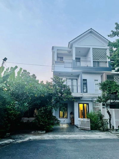NHÀ PHỐ SÂN VƯỜN PARK RIVERSIDE - LIÊN PHƯỜNG Q9 9.5X12M - BV 24/7