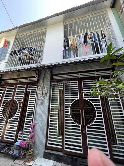 nhà gần cầu vượt ngã tư ga Q12 1 lầu 38m2 sổ Hồng chính chủ