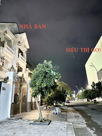 Biệt thự 1 trệt 2 lầu KDC hưng phú 10.5 x 20 ngay siêu thị Go. 18.5 tỷ