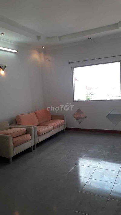 Cho NỮ thuê phòng 30m2 đường Văn Cao, quận Tân Phú