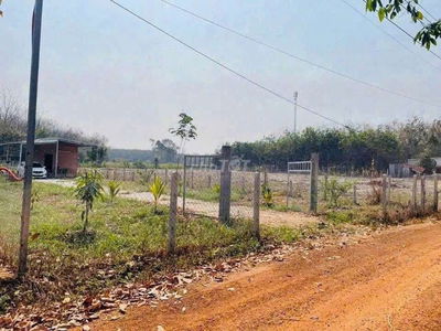 190tr sang tên ngay 1000m2 sổ riêng đã rào tặng nhà c4