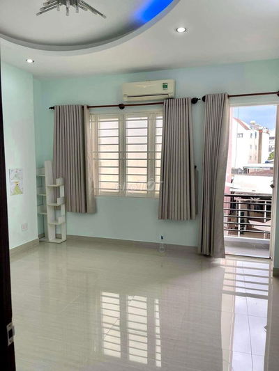 Phòng trống Đường số 10 P.Tân Quy Q7