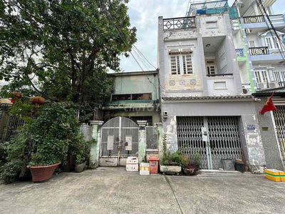 Bán nhà HXH 933/ Tỉnh Lộ 10 DT 4x16.5m gác lửng