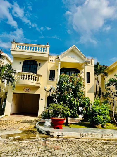Cho Thuê Nguyên Căn Biệt Thự DT 400m2 1Trệt 2Lầu 4Pn 5Wc Gara Ôtô
