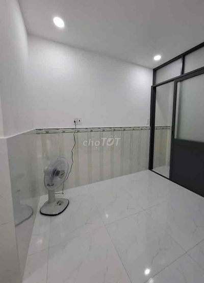 1,85 tỷ, bán nhà Tân Phú- Âu Cơ- 2 tầng- Sổ hồng riêng