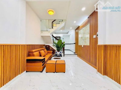 Bán nhà đang cho thuê 15tr/ tháng ngay Đào Duy Anh, Phú Nhuận/ 3 tỷ 420tr/80m2, Sổ riêng