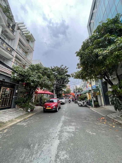 BÁN NHÀ 4 TẦNG MỚI,CẠNH GO MART Q7 PHÚ MŨ HƯNG, ÔTÔ NGỦ NHÀ DTXD 304M,