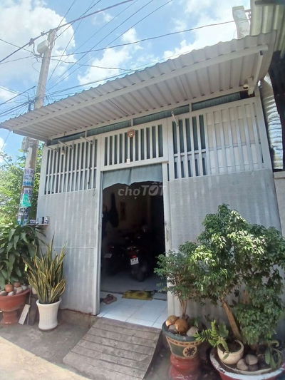 Bán nhà 2/ ngắn vĩnh lộc vào DT: 70m2 1T+ lửng 2pn ,2w đường 5m bê t