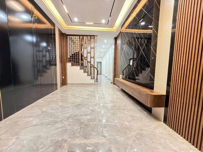 Độc! Bán nhà Văn Cao ngõ nông 7 Tầng thang máy 7,4 Tỉ, dt 34m, mt 3,7m