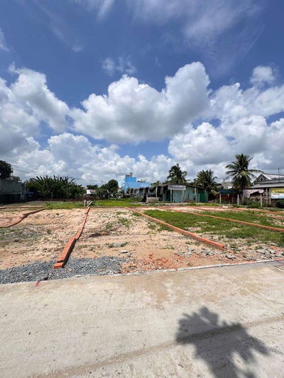 Đất 5x19 hẻm xe hơi thông Bùi Công Trừng vô