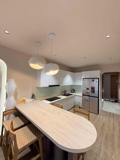 CHO THUÊ GẤP CĂN HỘ CAO CẤP 2PN 83m2 FULL TẠI SKYLINE GIÁ 23 TRIỆU