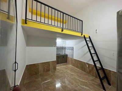 Chị còn vài phòng trọ giá rẻ 2tr1 ngay Bến Xe An Sương Q12