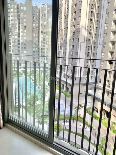 Cho thuê căn 59m2, tháp D, có giường, tủ, 2PN-2WC