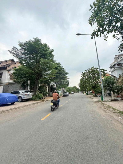 Lô đất biệt thự đơn lập KDC Khang Điền, Phước Long B, 312m2/25.8 Tỷ