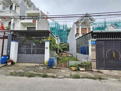 Đất gần ngã Tư Chiêu, P Tân Bình, Tp Dĩ An.