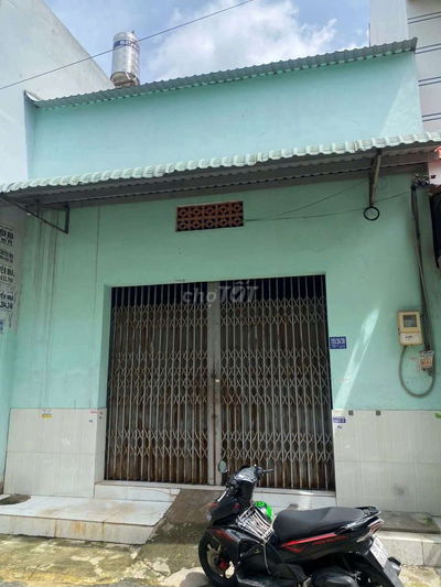 Nhà cho thuê rẻ, dt 6×13 đúc lửng, 118/90/26 liên khu 5-6, btan
