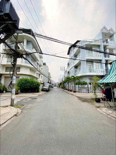 GẦN AEON MALL TÊN LỬA, BÌNH TRỊ ĐÔNG, ĐƯỜNG 10M, 4 TẦNG, 4x14, CHỈ 6.x