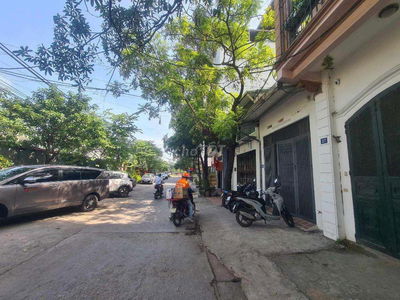 B.ÁN NHÀ PHÂN LÔ 3 Ô TÔ TRÁNH - VỈA HÈ KINH DOANH –DT 63M
