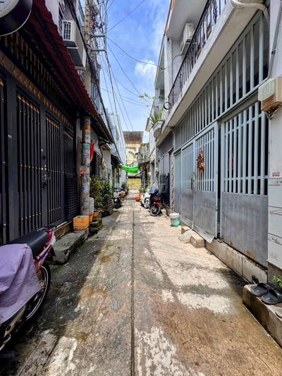 Bán nhà giáp Bình Long, 28m2, giá nhỉnh 2 tỷ