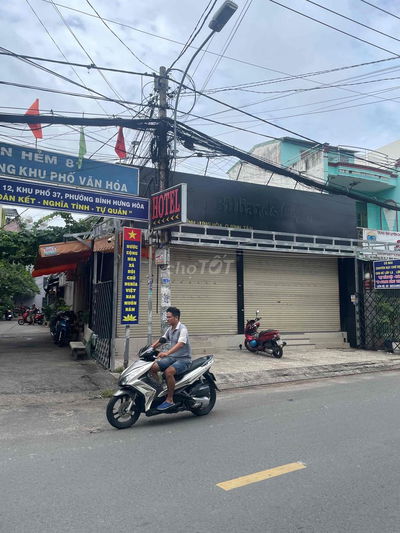 Cho thuê nhà MT đường số 12, Q.BT 10mx20m ( cách Aeon TP 500m)