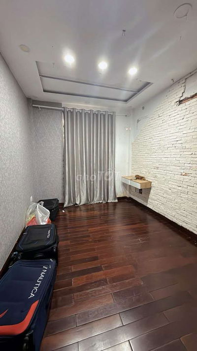 BÁ.N NH.À HXH P1 Tân Bình giáp Q3 Q1 sân bay 50m2 nhỉnh 8 tỷ.