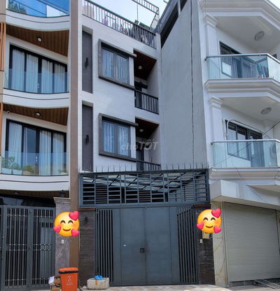 Nhà bán 4 tầng. Dt 74m² hẻm xe tải đường 82 Bình Quớ Bình Thạnh