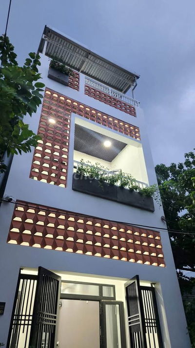 cần chủ mới cho căn nhà mới xây- 2ty5-SHR-Lê Đình Cẩn-Bình Tân