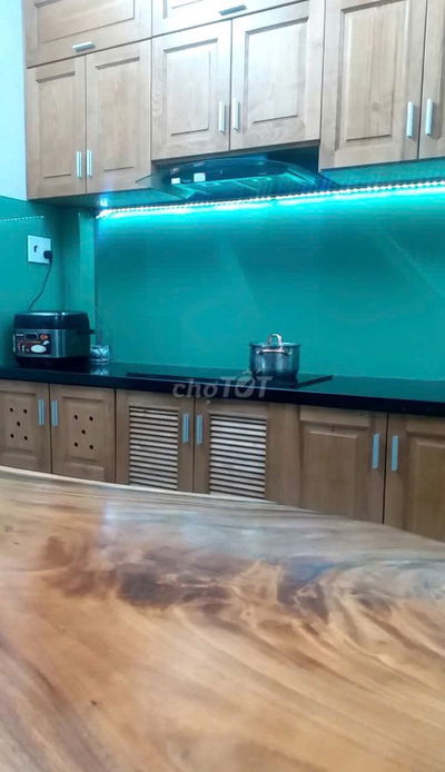 Mặt tiền kinh doanh ngay TÂN THỚI NHẤT 17,đúc 4 lầu 4x19m, 10,98 tỷ