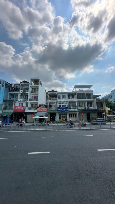 Bán nhà MT Gò Vấp , Đường 15m ,Vỉa hè ,Kinh doanh , Ngang 5m hơn 10 tỷ